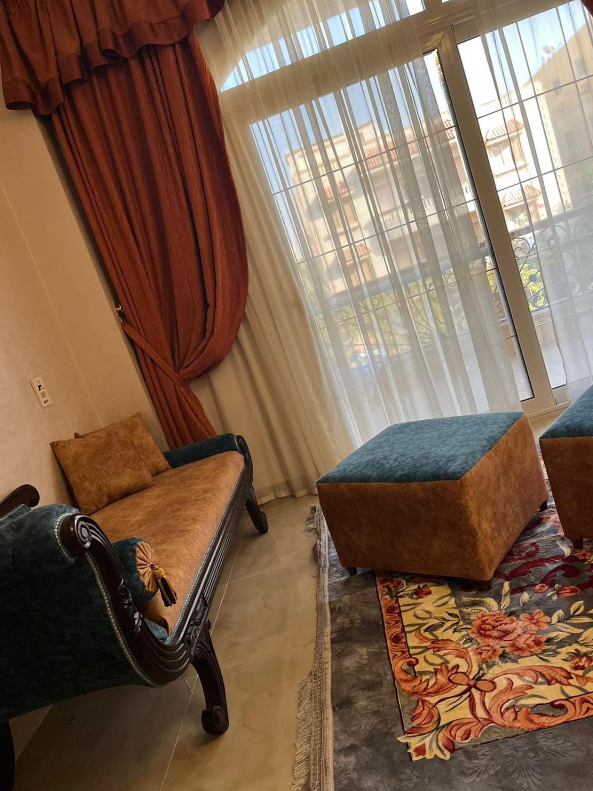 Villa Cheerful Standalone With Pool And Waterfall Cairo
