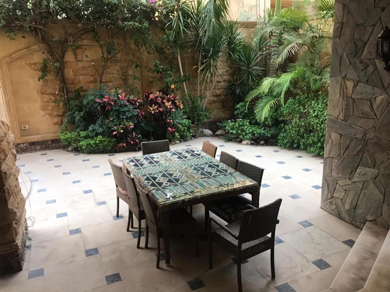 Cheerful Standalone With Pool And Waterfall *